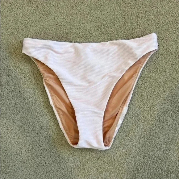 New with tags J Crew pink Ribbed High Rise Cheeky Bikini Bottom in size small - Picture 1 of 5
